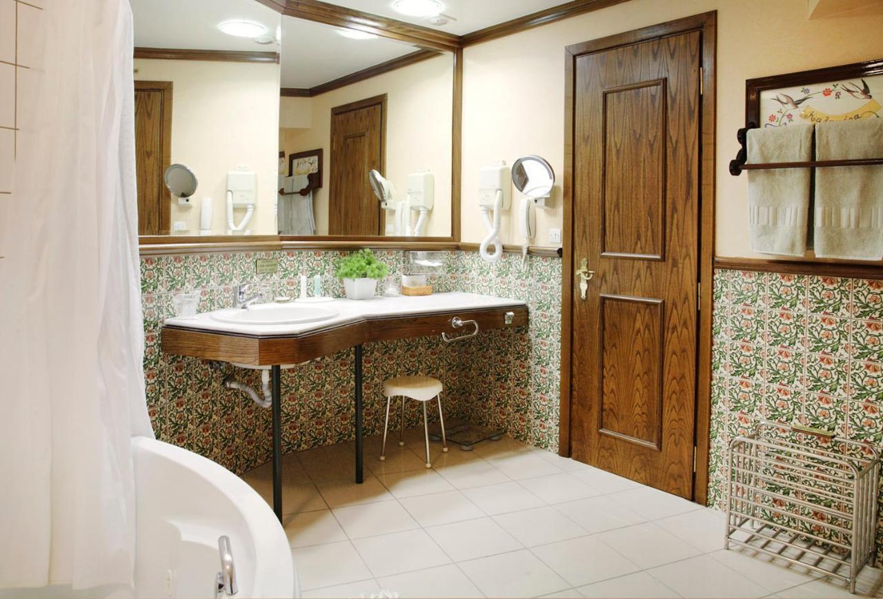 Hotel Spa Montana Karpenísion Екстериор снимка