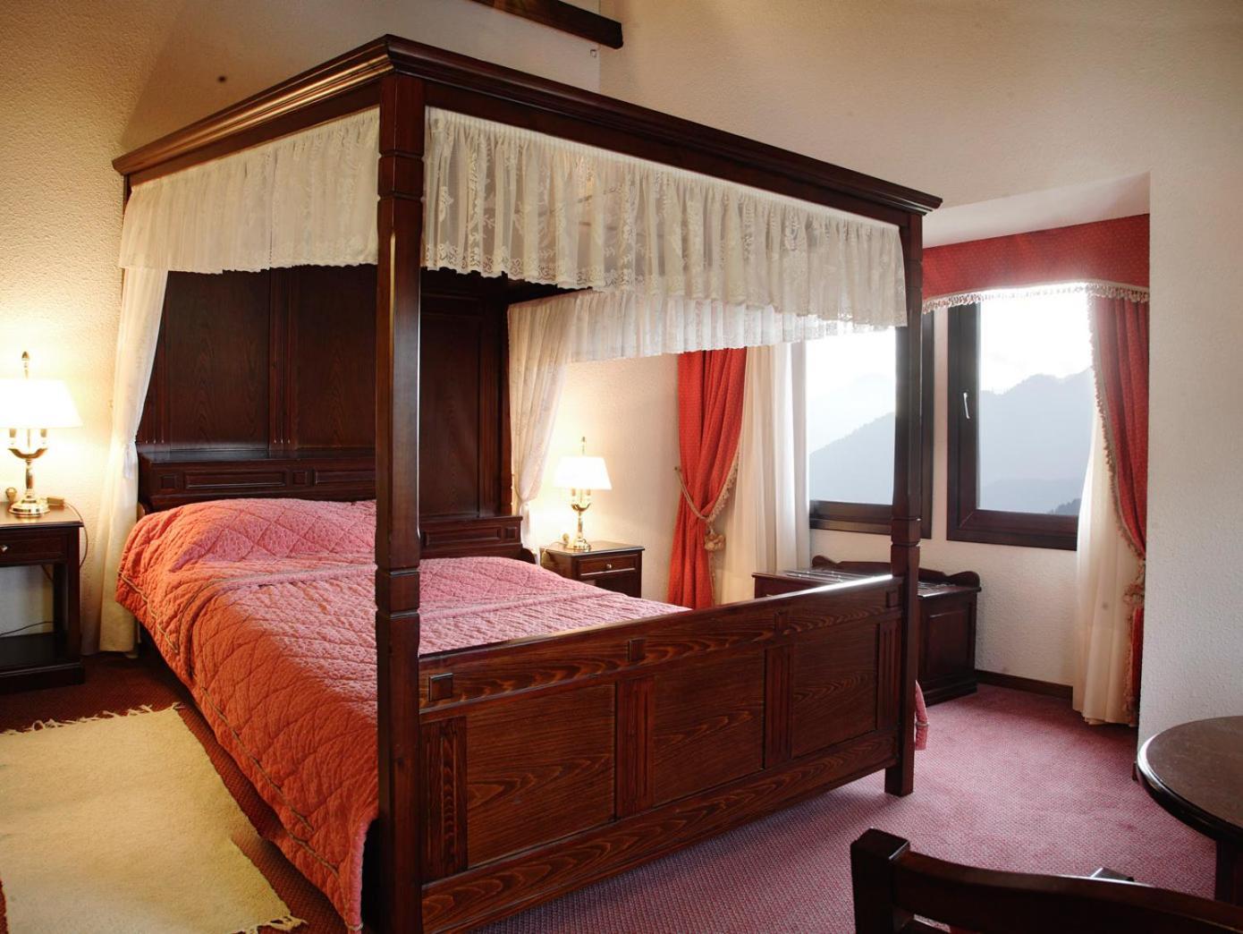 Hotel Spa Montana Karpenísion Екстериор снимка