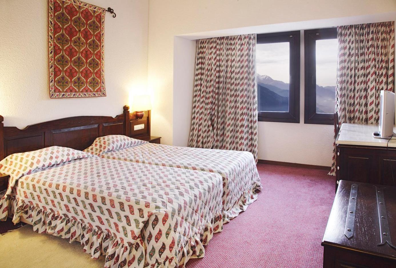 Hotel Spa Montana Karpenísion Екстериор снимка
